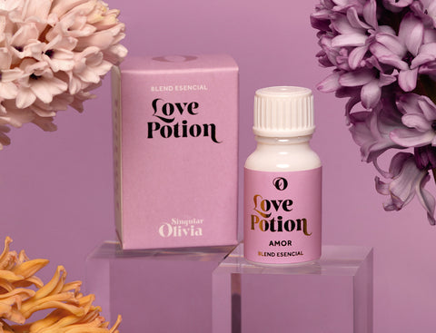 The Singular Olivia: Blend Esencial Love Potion